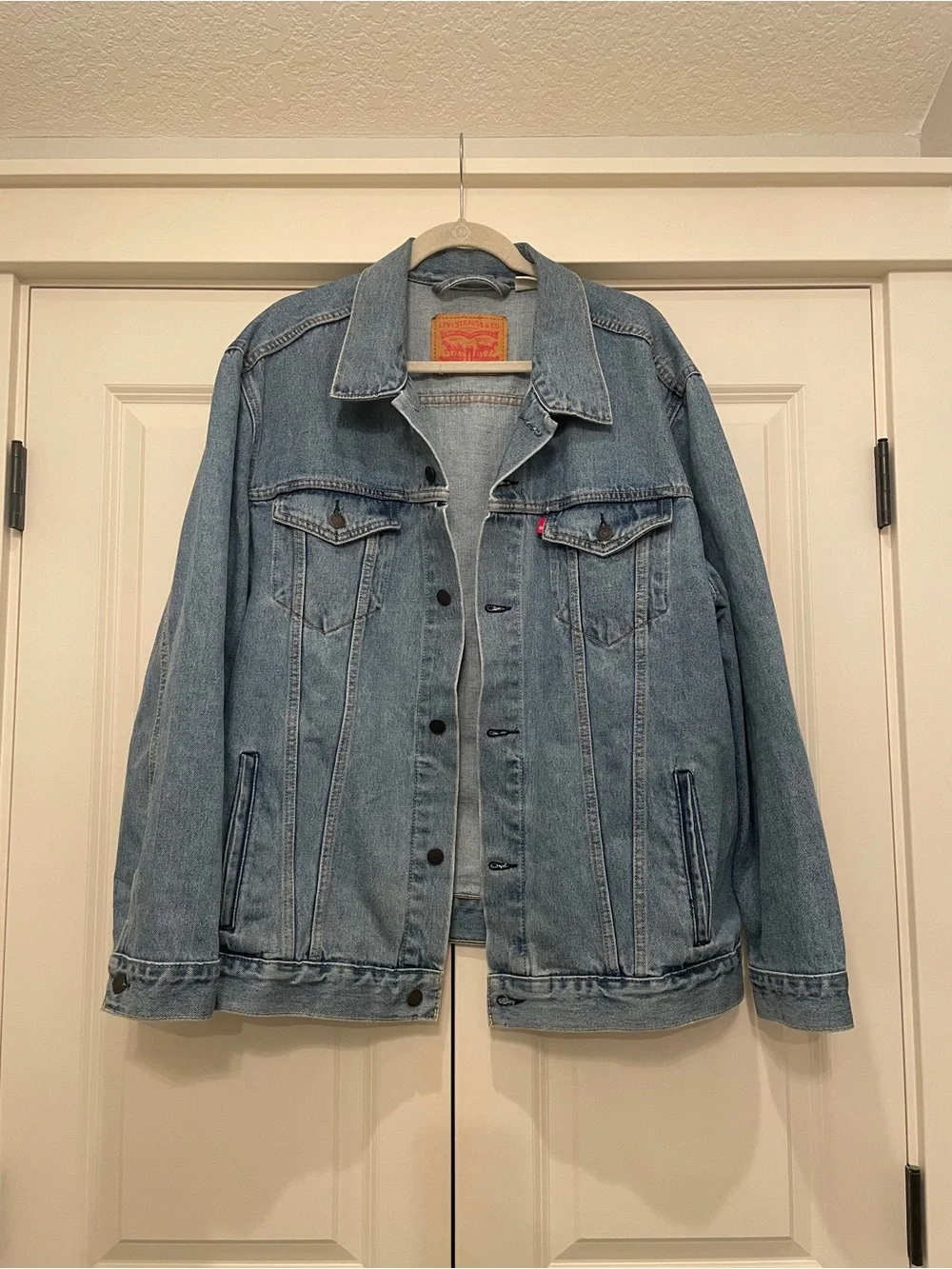 Levi's Oversized Light Blue Denim Trucker Jacket